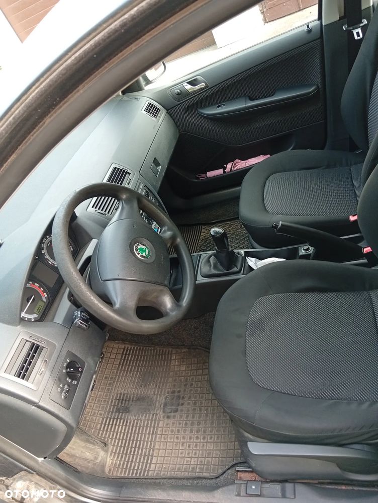Skoda Fabia - 3