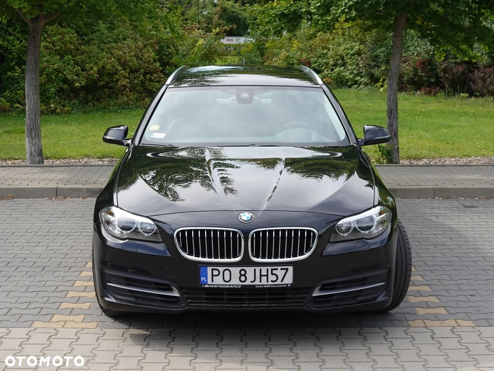 BMW Seria 5 525d Touring Luxury Line - 5