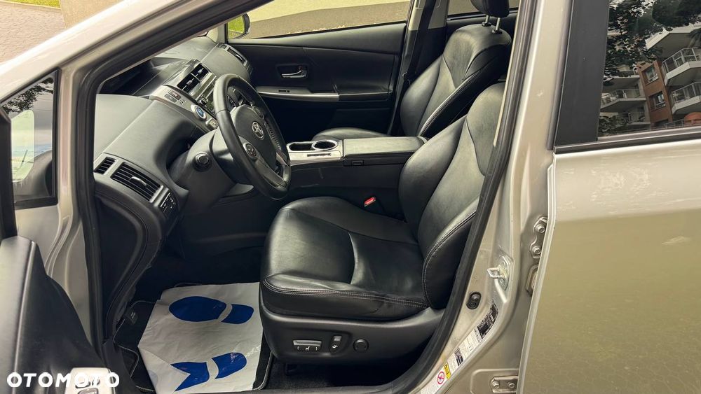 Toyota Prius+ Hybrid 135 Executive - 6