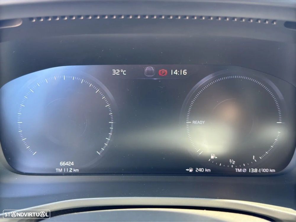 Volvo XC 40 1.5 T5 PHEV Plus Dark - 12