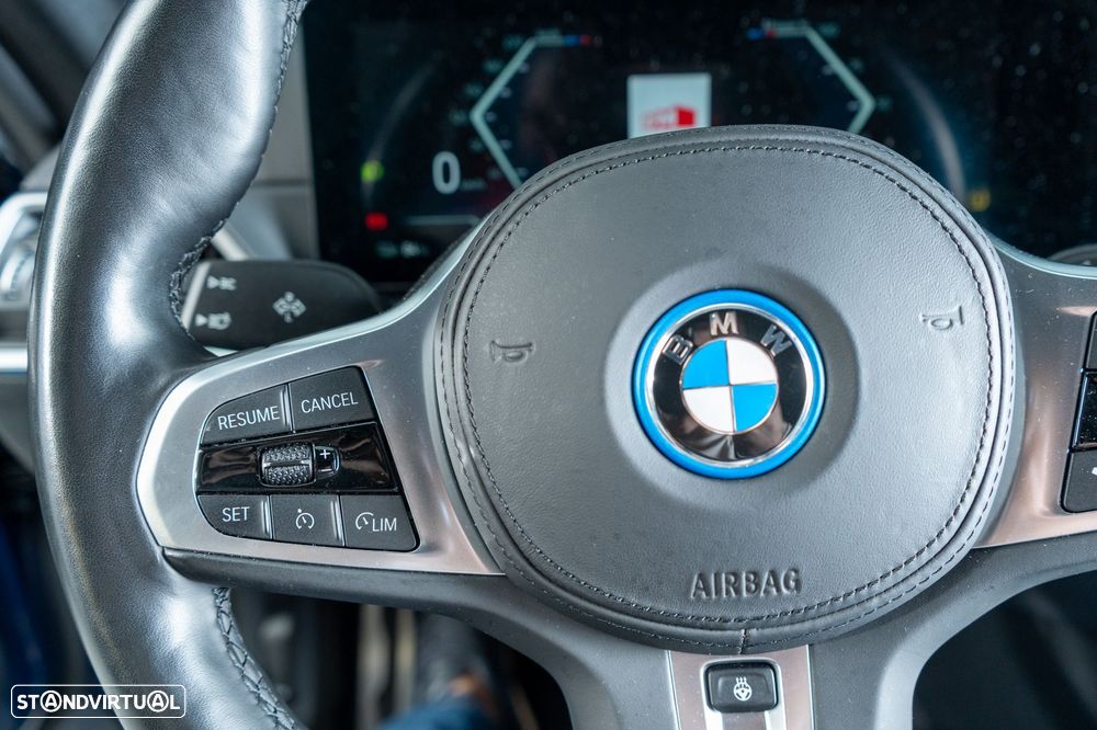 BMW i4 eDrive40 Pack Desportivo M - 21