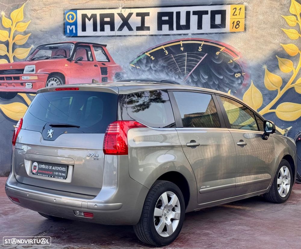Peugeot 5008 1.6 HDi Executive CMP6 - 18