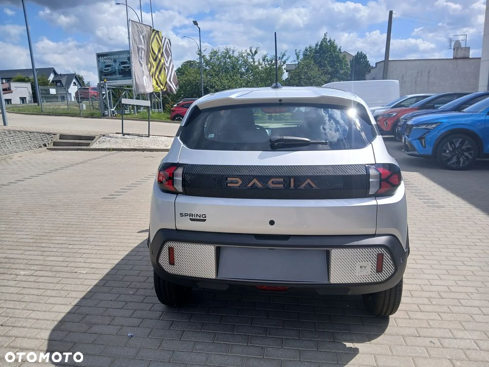 Dacia Spring Electric 24.3kWh 100 Extreme - 6