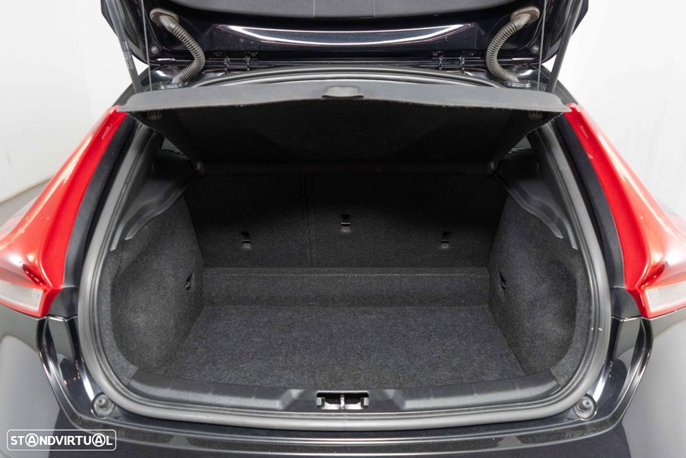 Volvo V40 1.6 D2 Eco Kinetic - 13