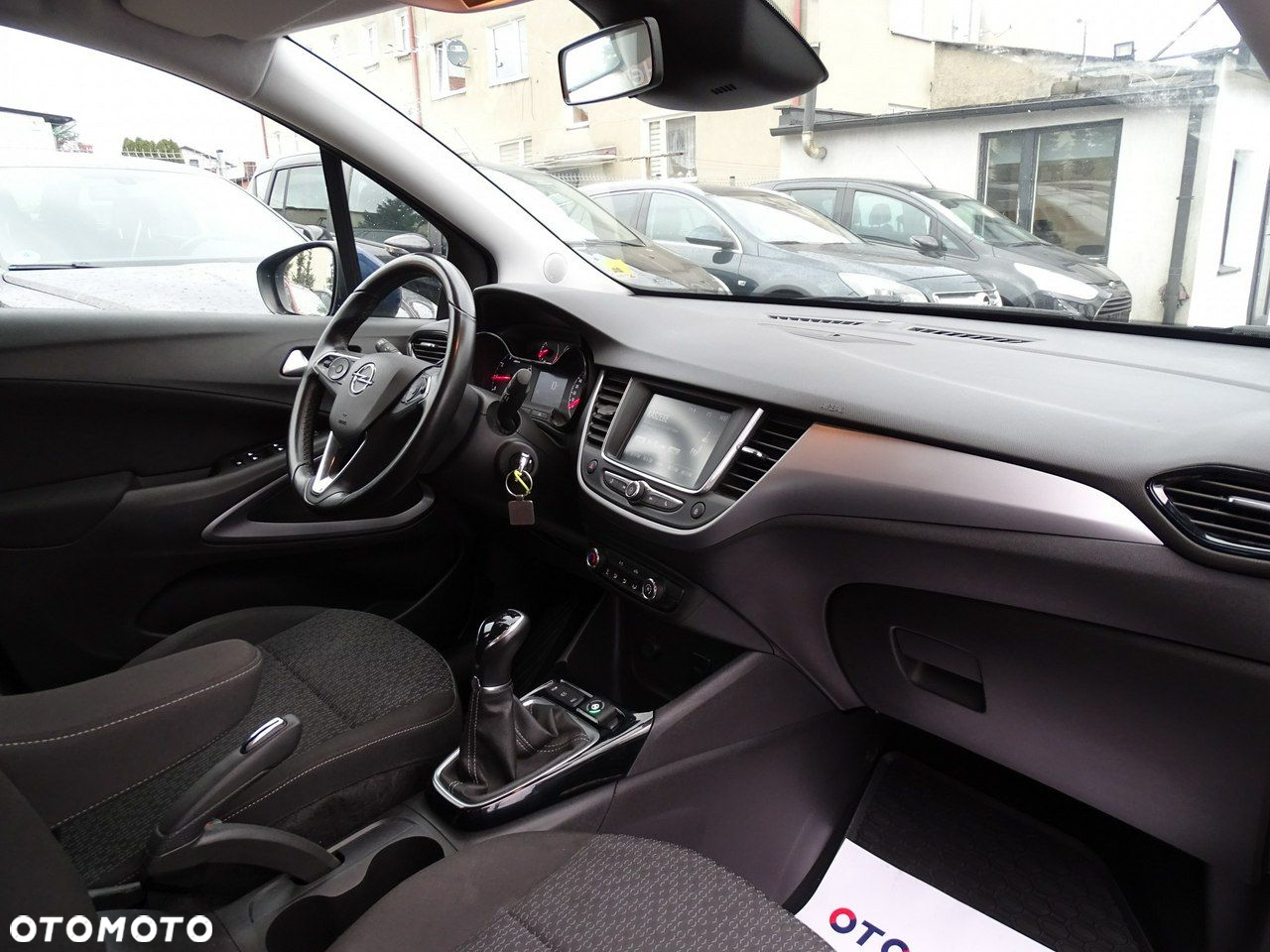 Opel Crossland X - 16