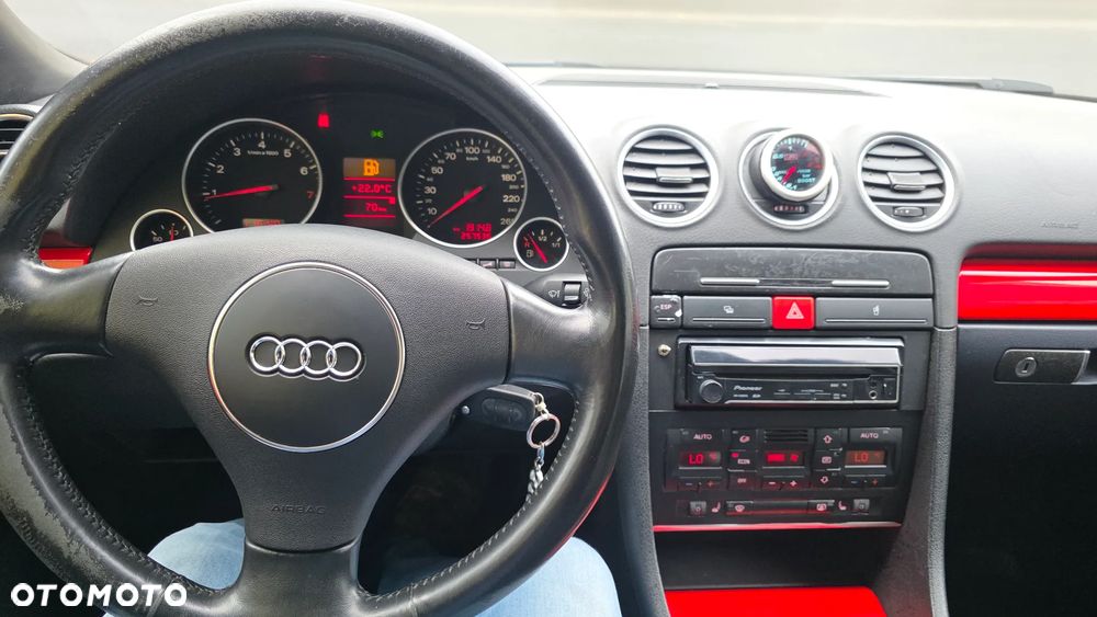 Audi A4 Cabrio 1.8T - 17
