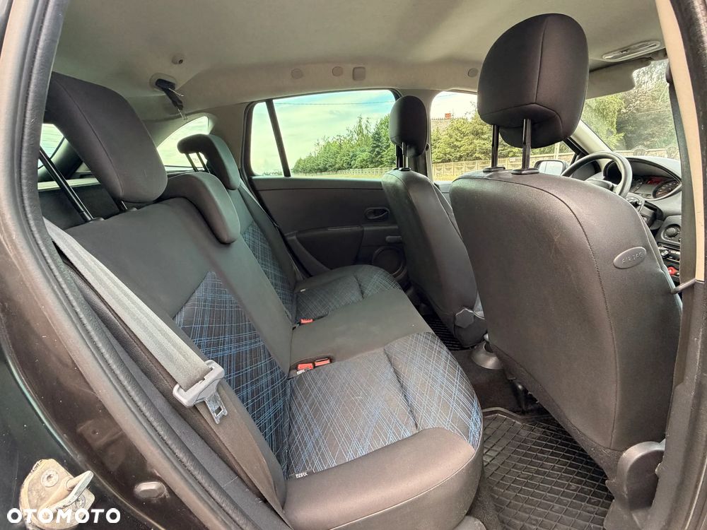 Renault Clio 1.2 TCE Alize - 11