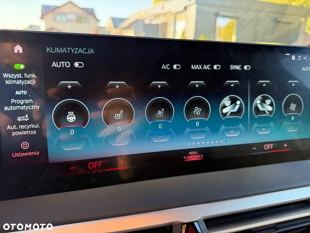 BMW iX xDrive40 76.6kWh - 17