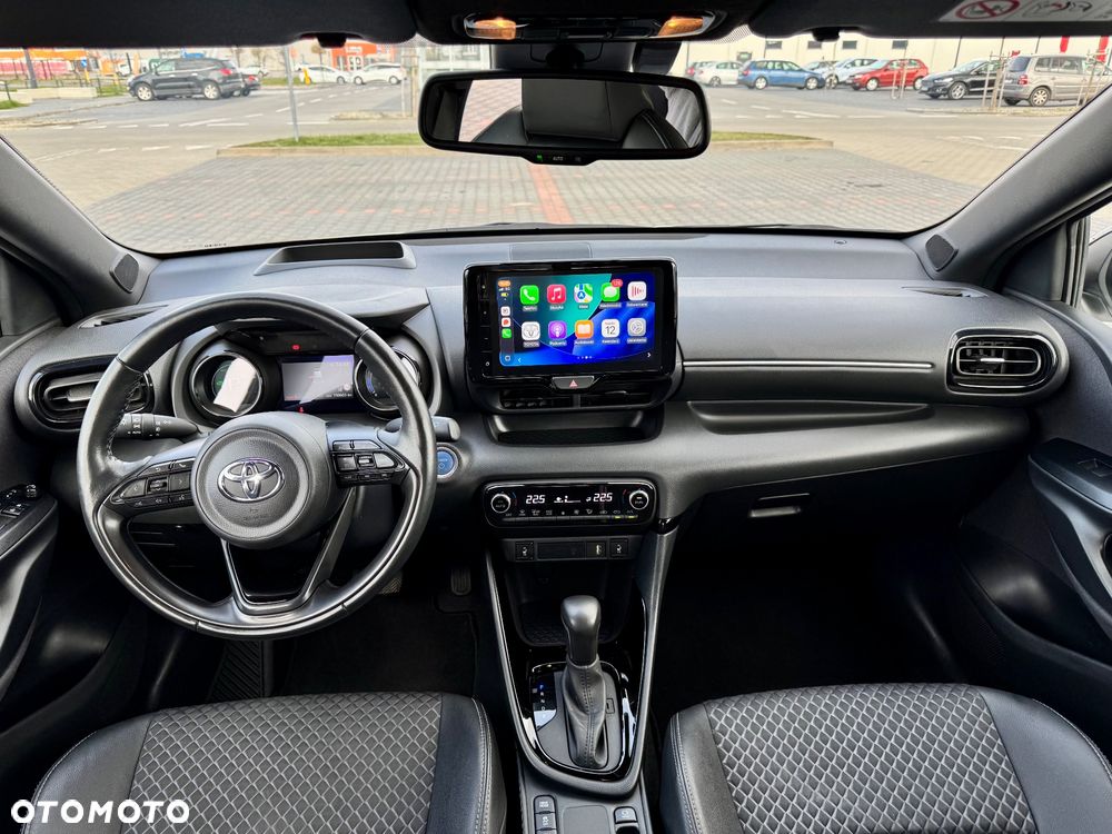 Toyota Yaris - 8