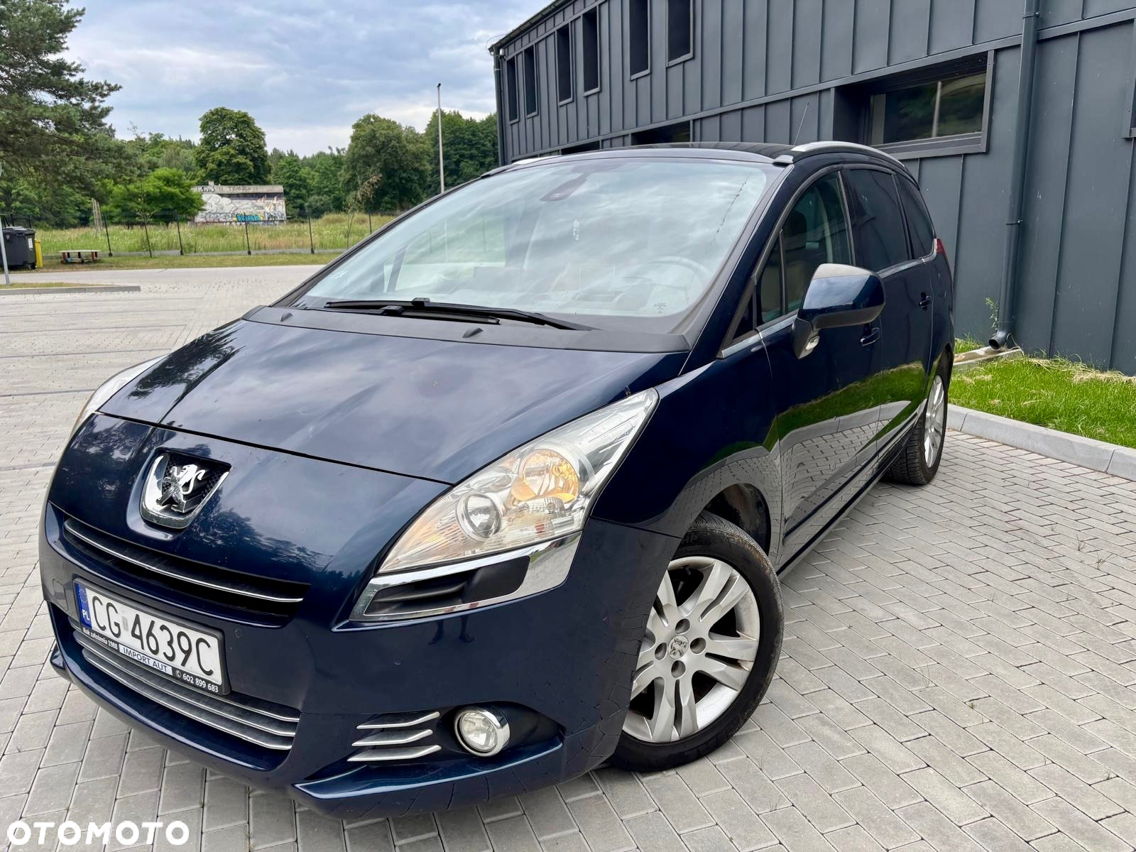 Peugeot 5008 - 13