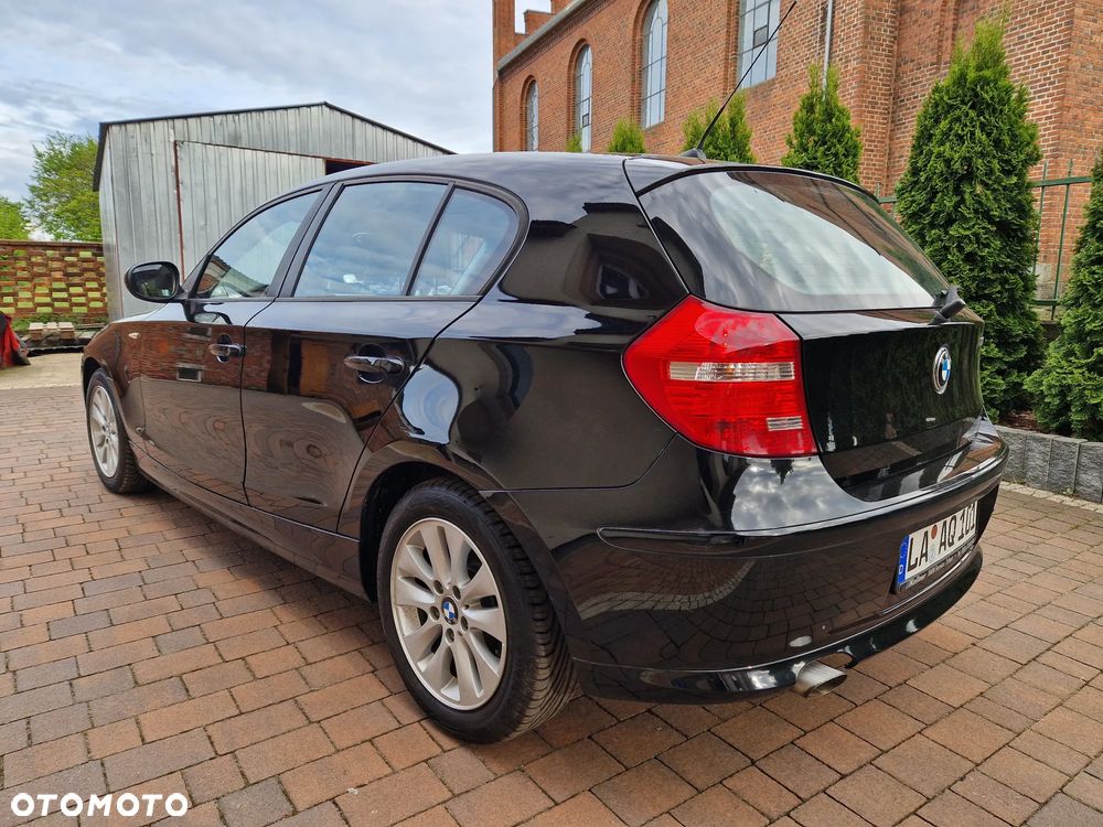 BMW Seria 1 116d DPF - 4