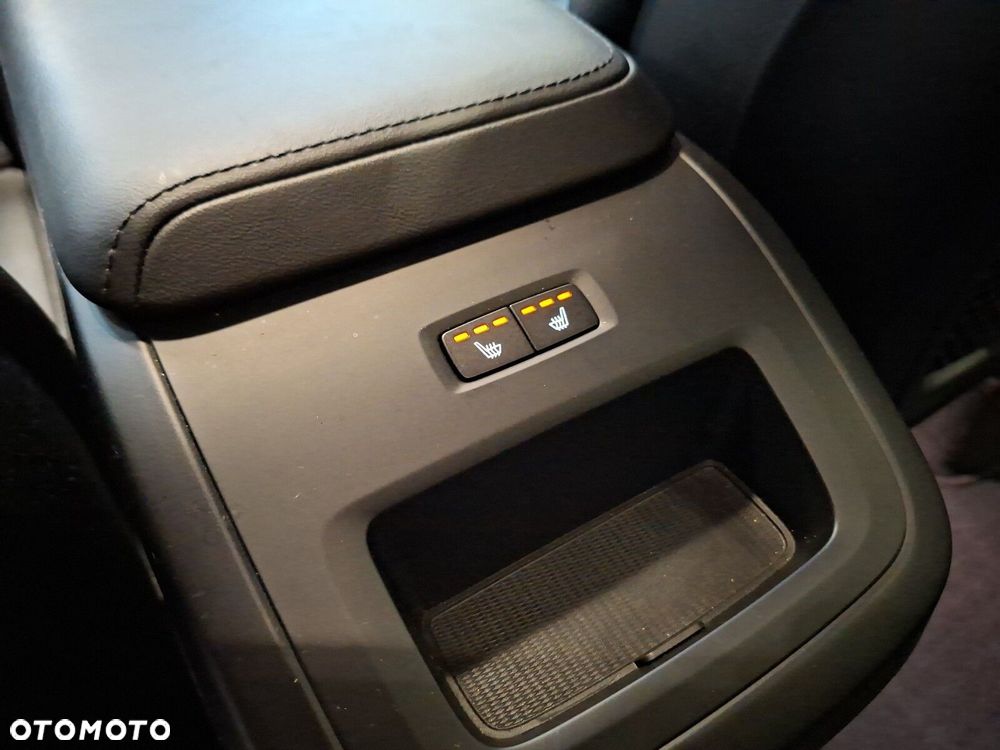 Volvo XC 60 - 21