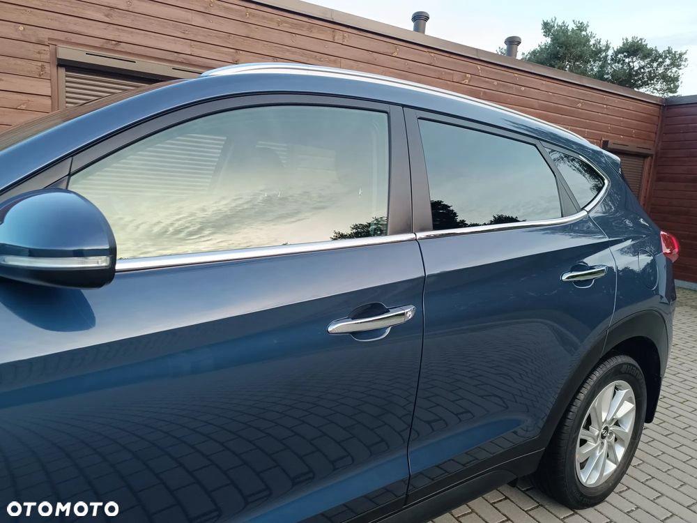 Hyundai Tucson 1.6 GDI BlueDrive Style 2WD - 16