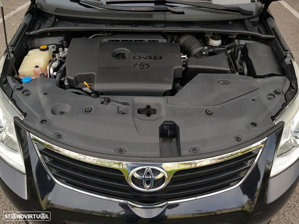 Toyota Avensis SD 2.0 D-4D Exclusive +Pele+GPS - 21