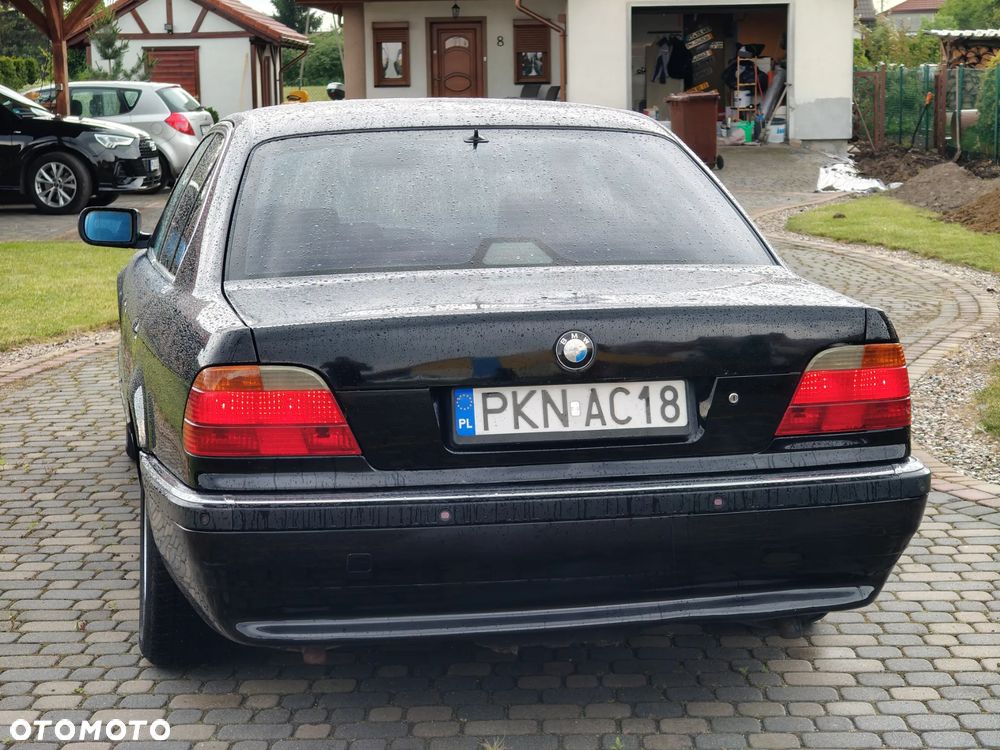 BMW Seria 7 - 13