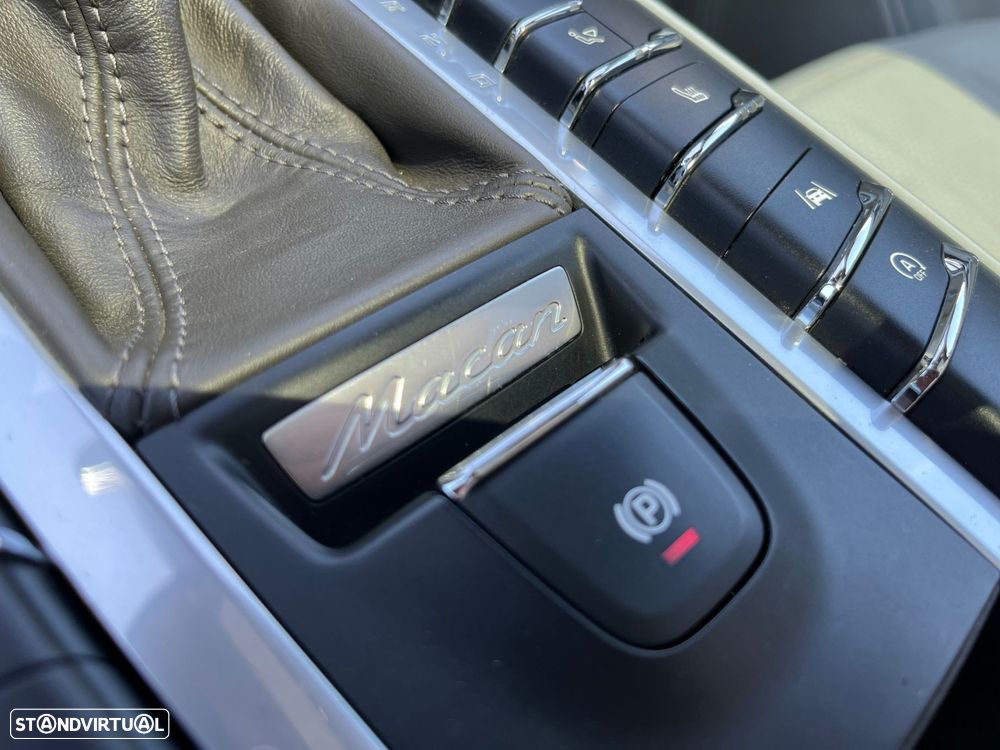 Porsche Macan 2.0T - 36