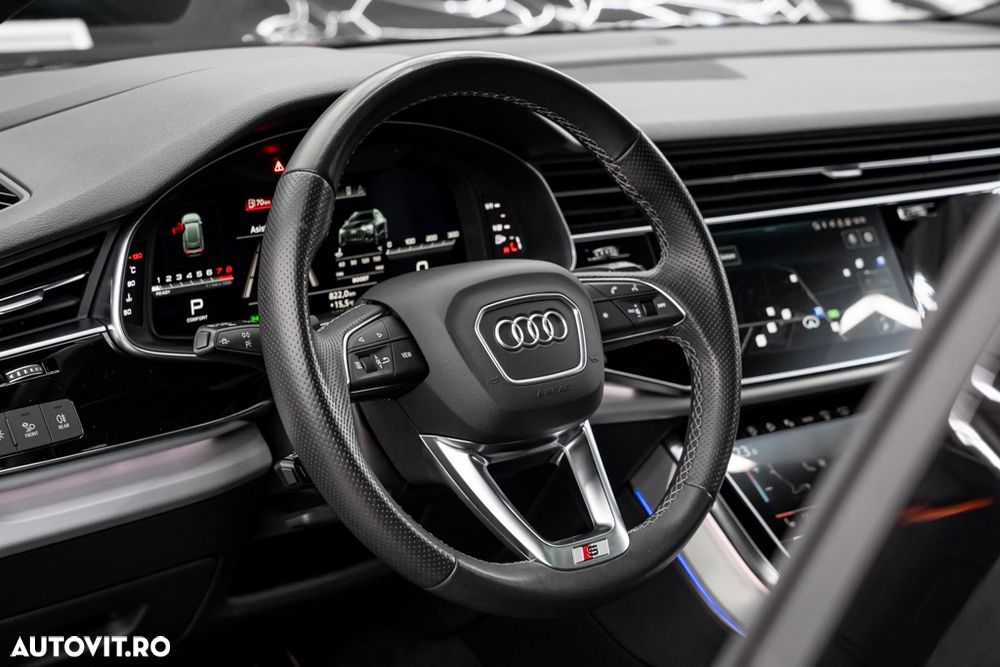 Audi SQ8 4.0 TFSI quattro Tiptronic - 32