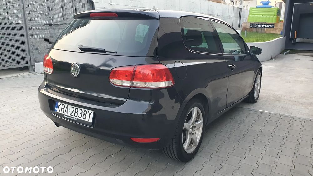 Volkswagen Golf VI 1.6 TDI Comfortline - 13