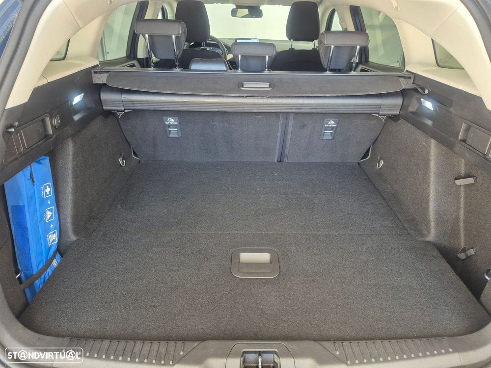 Ford Focus SW 1.0 EcoBoost Business - 29