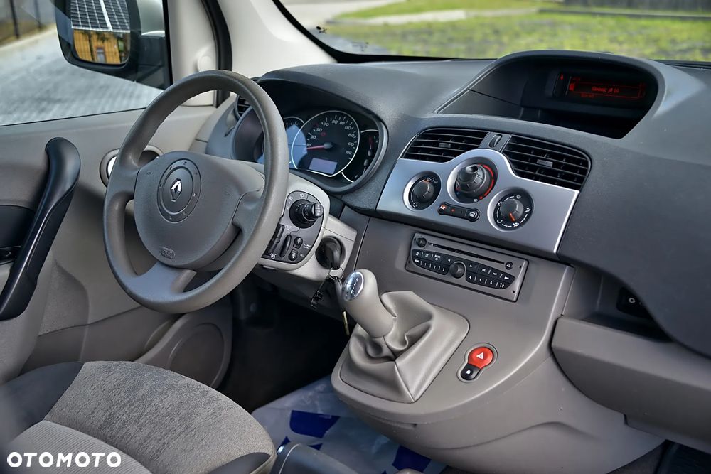 Renault Kangoo 1.6 16V 105 Privilege - 25