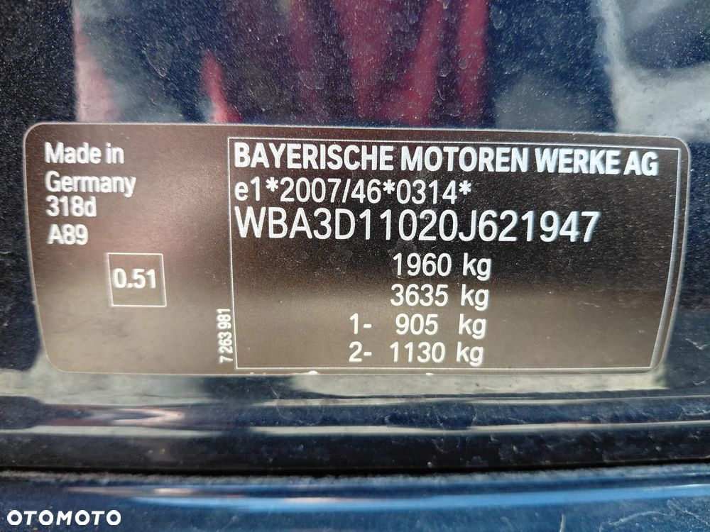 BMW Seria 3 318d Luxury Line EU6 - 15