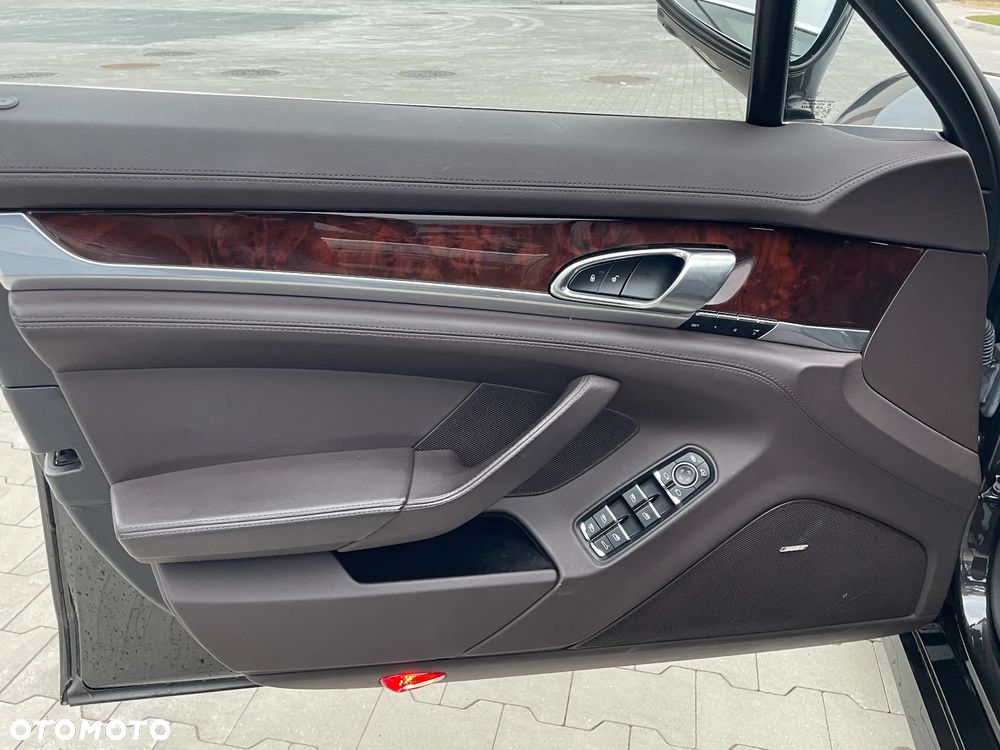 Porsche Panamera Turbo Executive PDK - 7