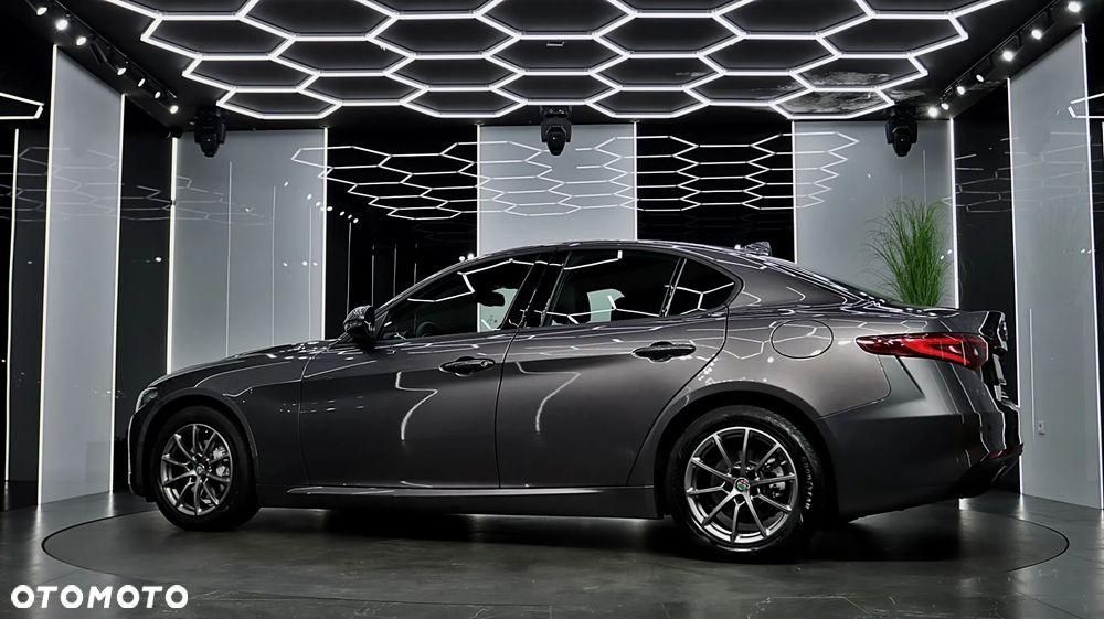 Alfa Romeo Giulia 2.0 Turbo Super - 5