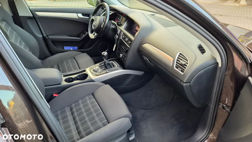 Audi A4 Avant 2.0 TDI DPF S line Sportpaket - 14