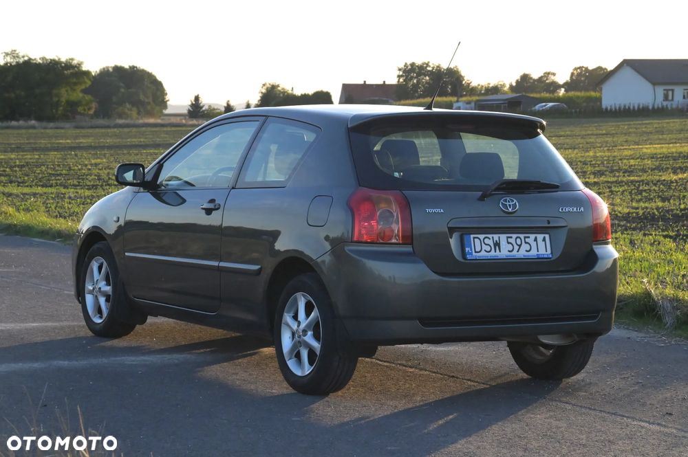 Toyota Corolla 1.4 VVT-i - 4