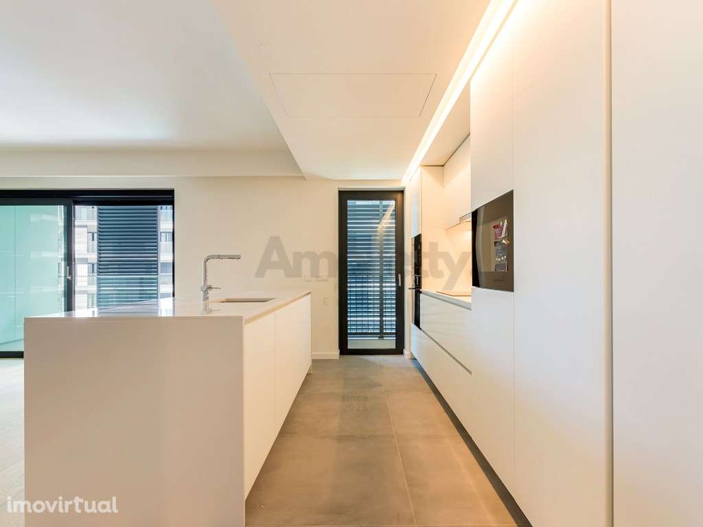 T2 Novo Com Piscina E Lugar de Garagem - Grande imagem: 5/25