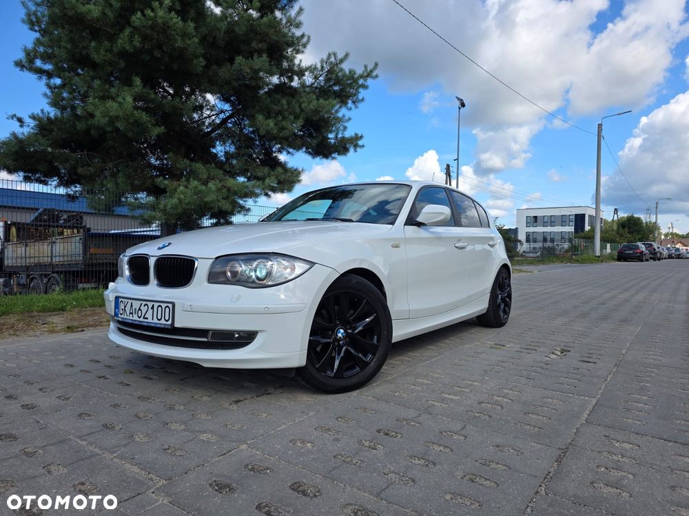 BMW Seria 1 116d Sport Line - 1