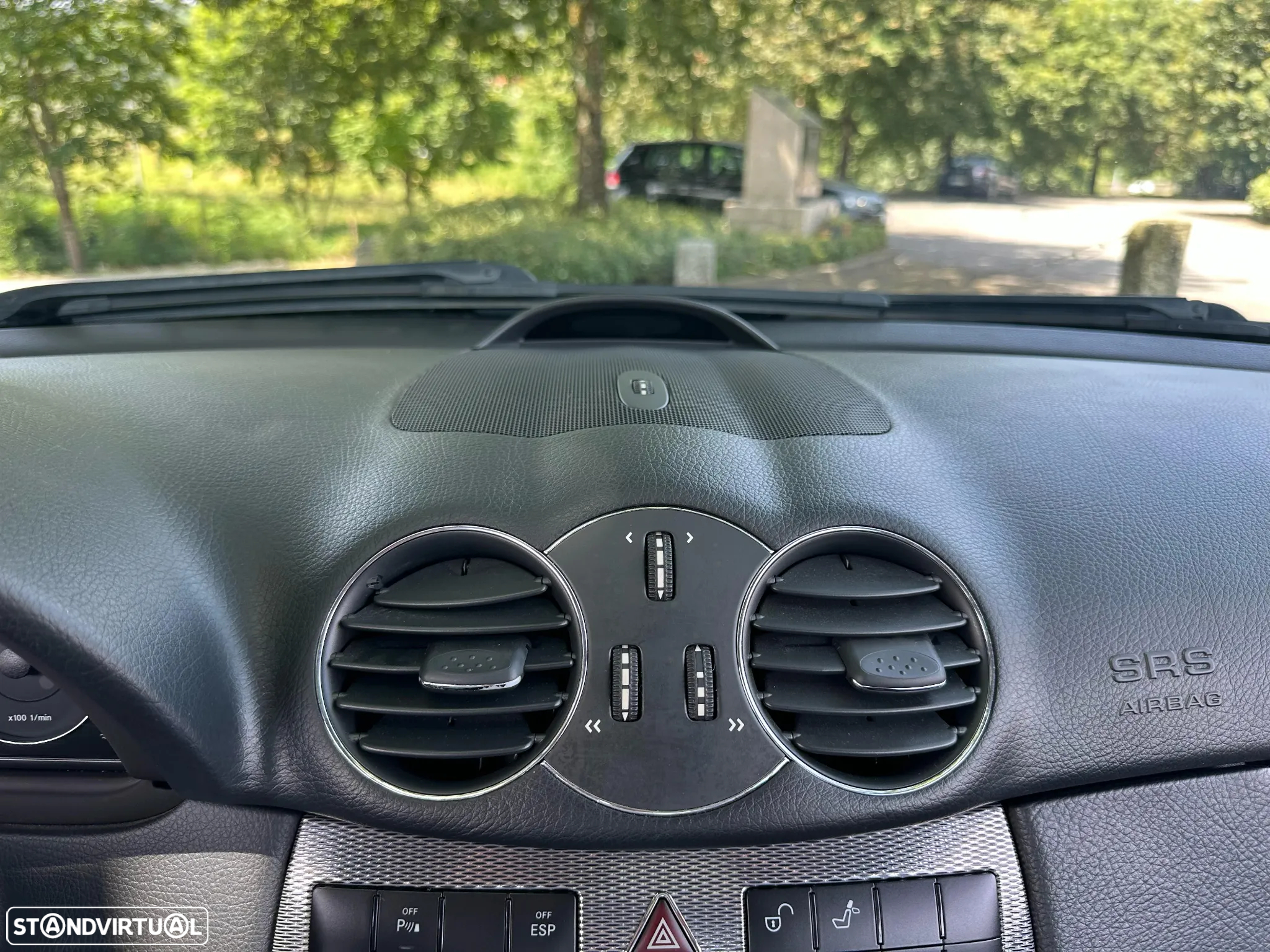Mercedes-Benz CLK 200 K Avantgarde Aut. - 24