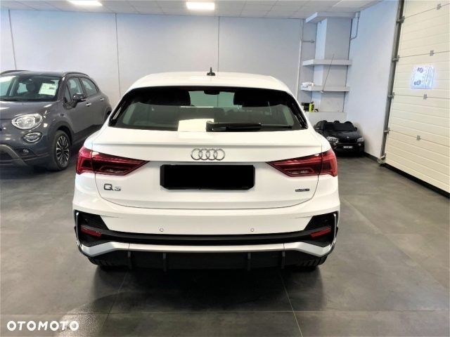 Audi Q3 Sportback 40 TDI Quattro S Line S tronic - 4