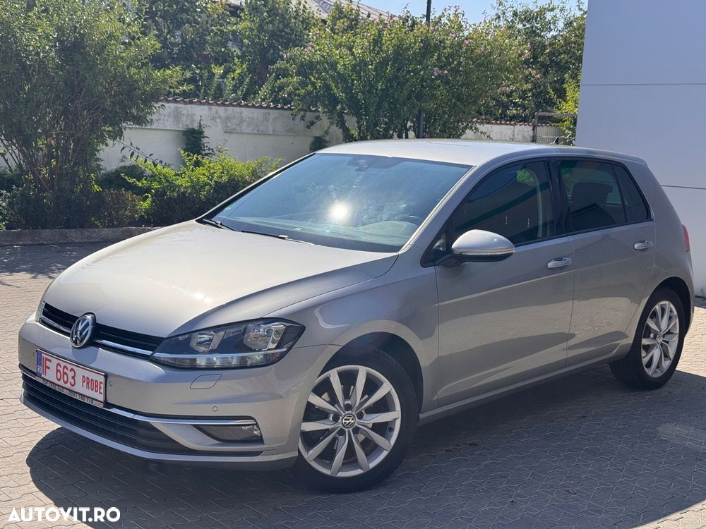 Volkswagen Golf - 3