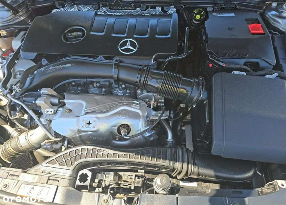 Mercedes-Benz CLA 250 4Matic 8G-DCT Edition AMG Line - 11