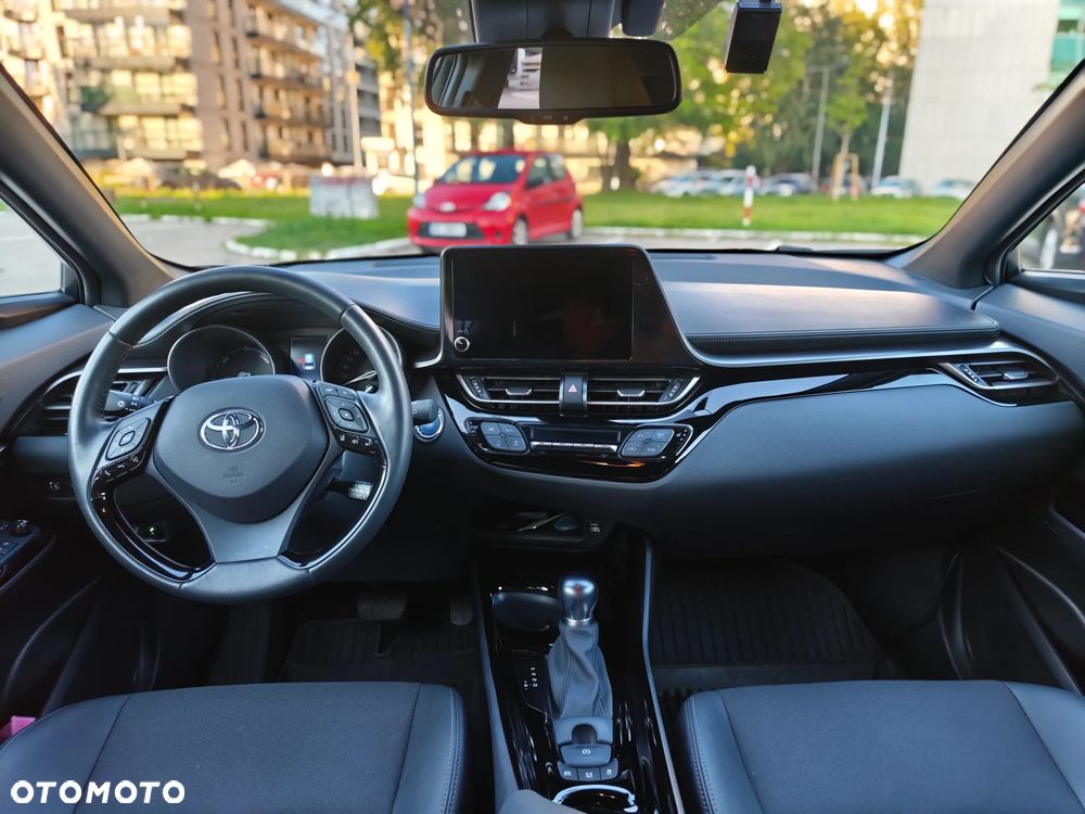 Toyota C-HR - 7