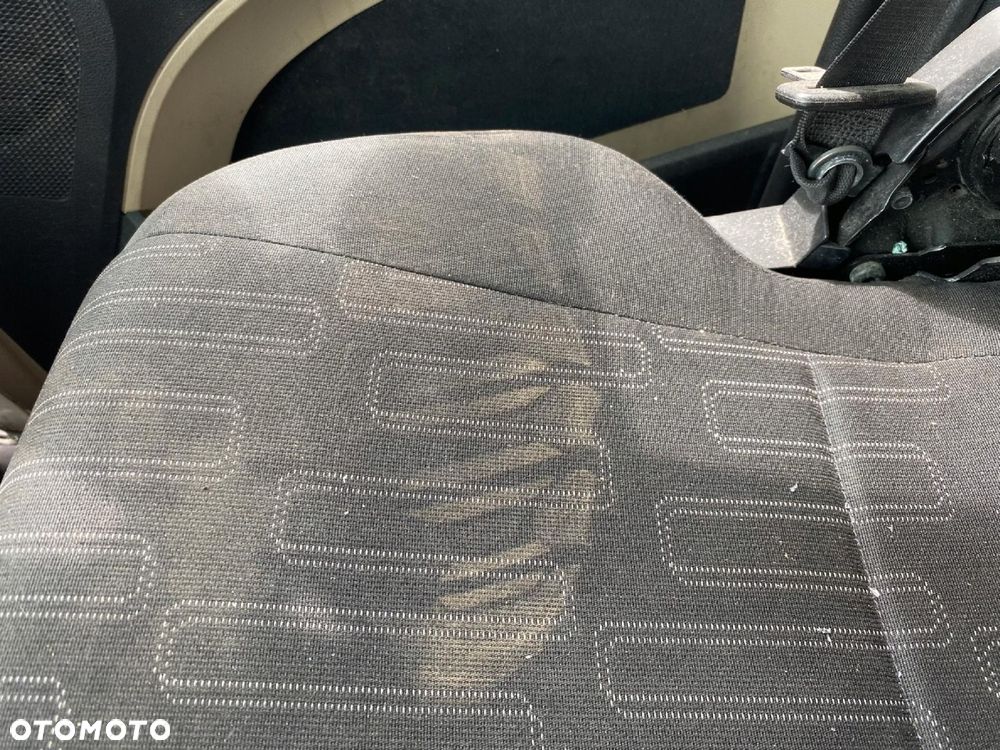 MERCEDES ACTROS MP4 - FOTEL PASAŻERA PRAWY - KOMPLETNY - 4