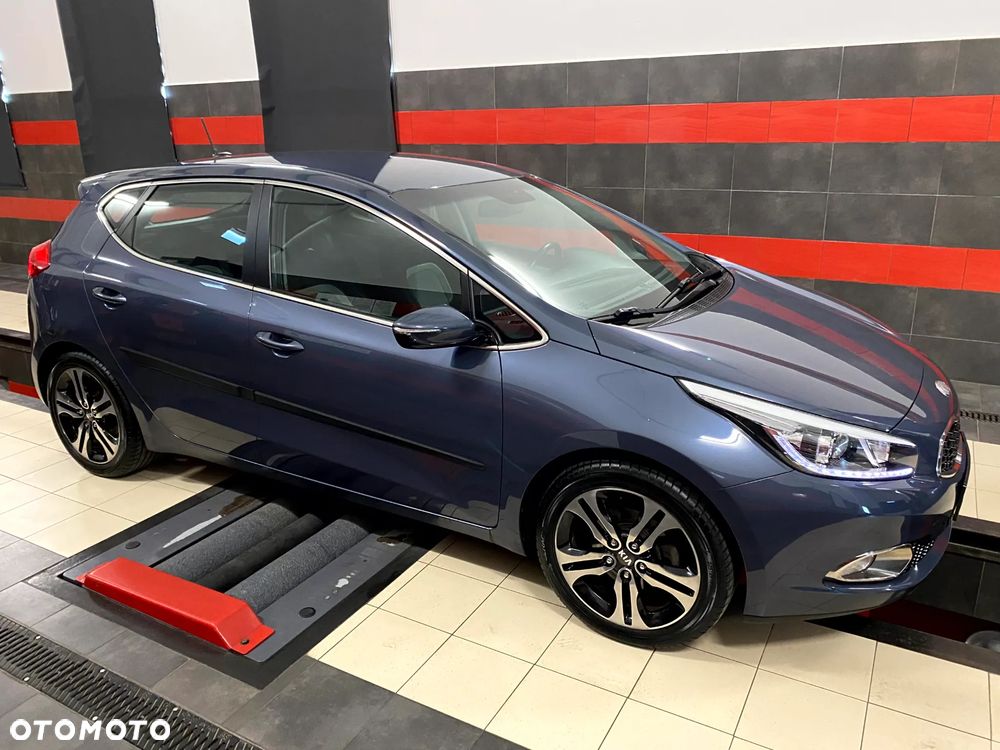 Kia Ceed 1.6 GDI XL DCT - 8