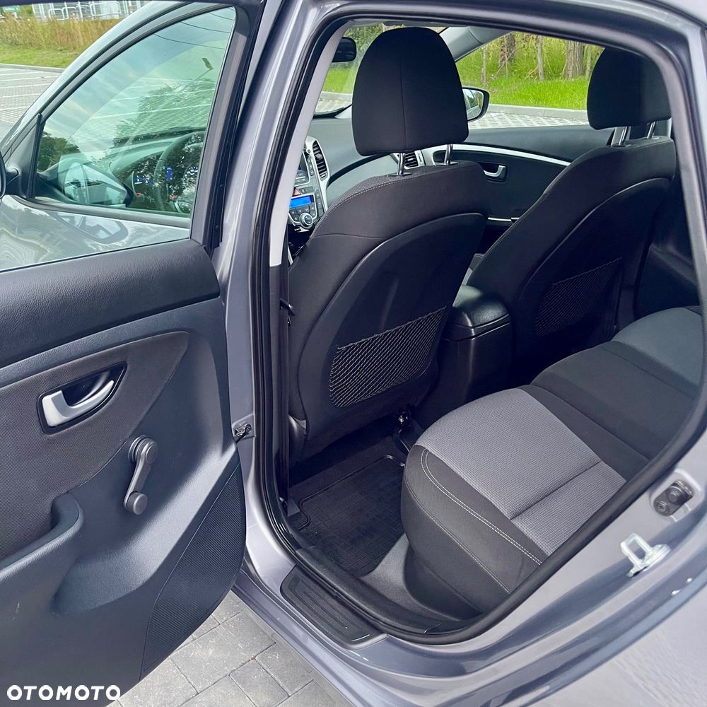 Hyundai i30 1.6 CRDI Trend - 23