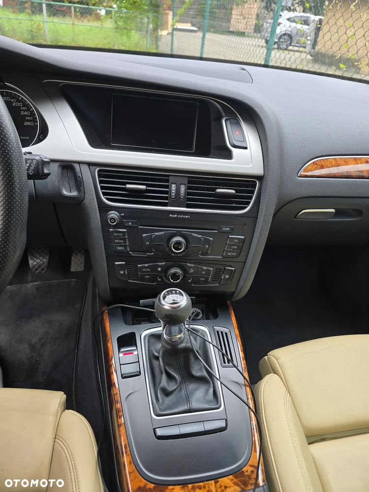 Audi A4 Avant - 12
