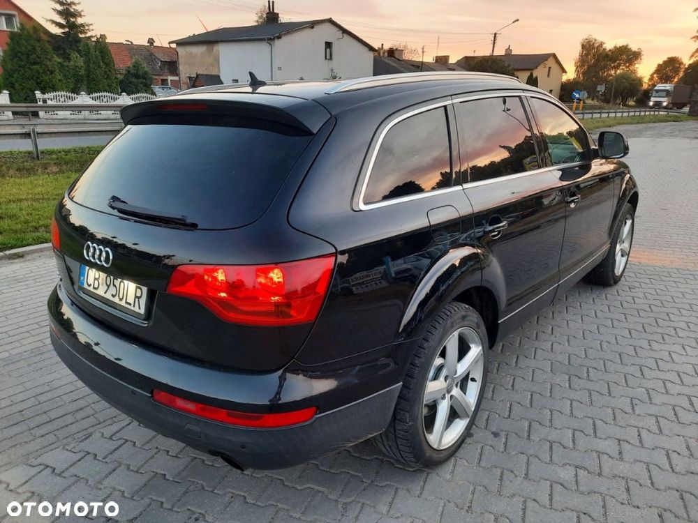 Audi Q7 - 8