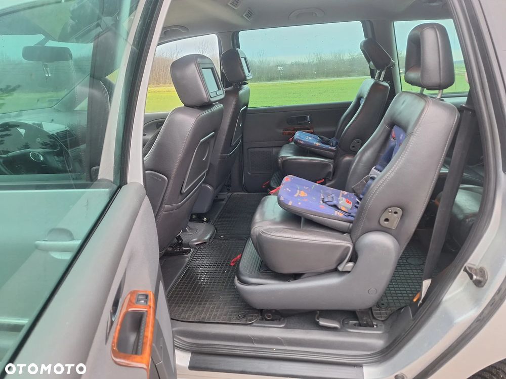 Volkswagen Sharan - 12