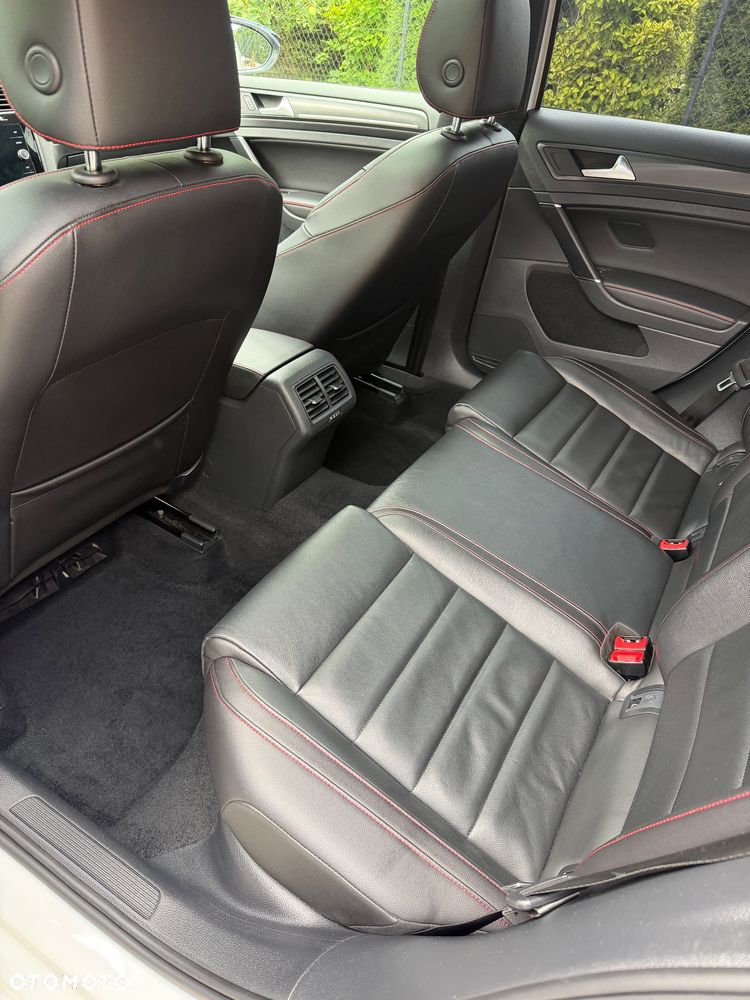 Volkswagen Golf 2.0 TSI BMT GTI Performance - 18