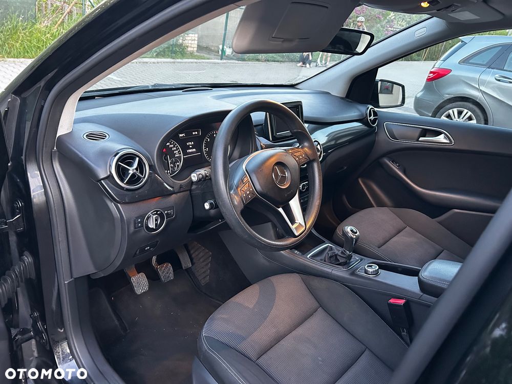 Mercedes-Benz Klasa B 180 CDI - 12