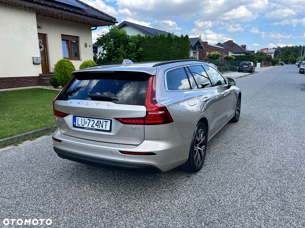 Volvo V60 B4 D Momentum Pro - 3