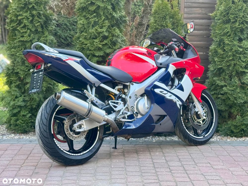 Honda CBR - 4
