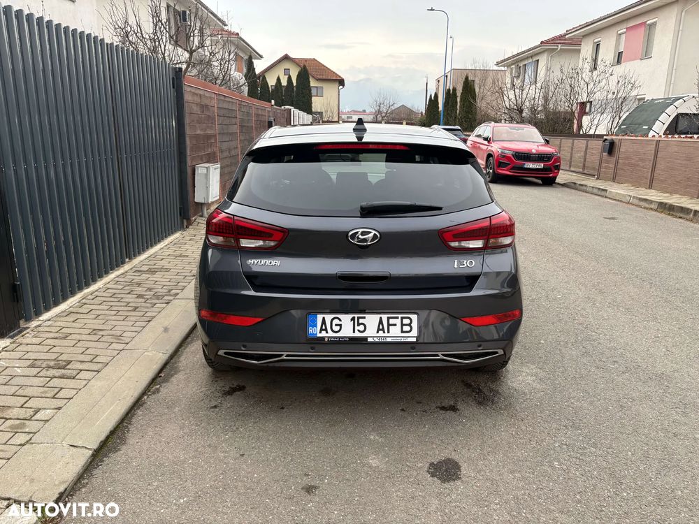 Hyundai i30 1.5 T-GDI MHEV 160CP Exclusive - 8