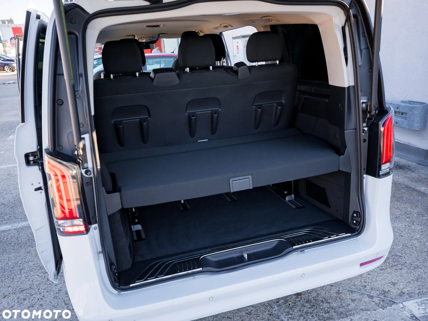 Mercedes-Benz Klasa V 300 d 4-Matic 9G-Tronic (d³ugi) - 40