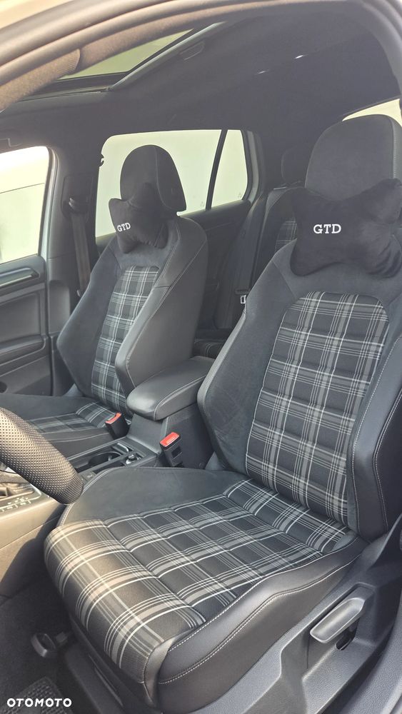 Volkswagen Golf GTD 2.0 TDI SCR DSG - 22