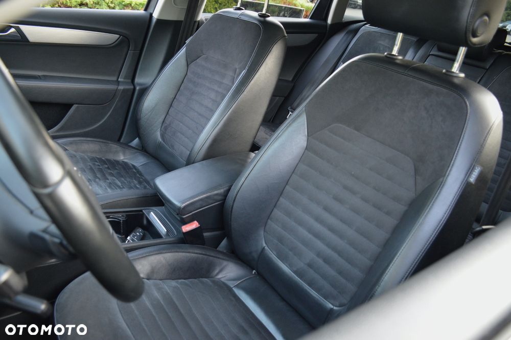Volkswagen Passat 1.8 TSI Highline DSG - 27